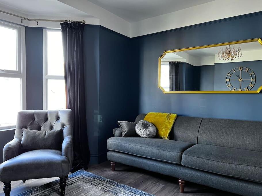 No 11, Fishguard, Ideal For Beach, Coastal Path And Town! Extérieur photo