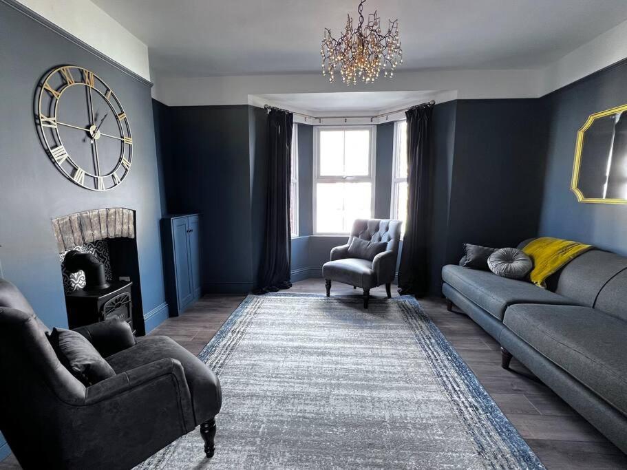 No 11, Fishguard, Ideal For Beach, Coastal Path And Town! Extérieur photo
