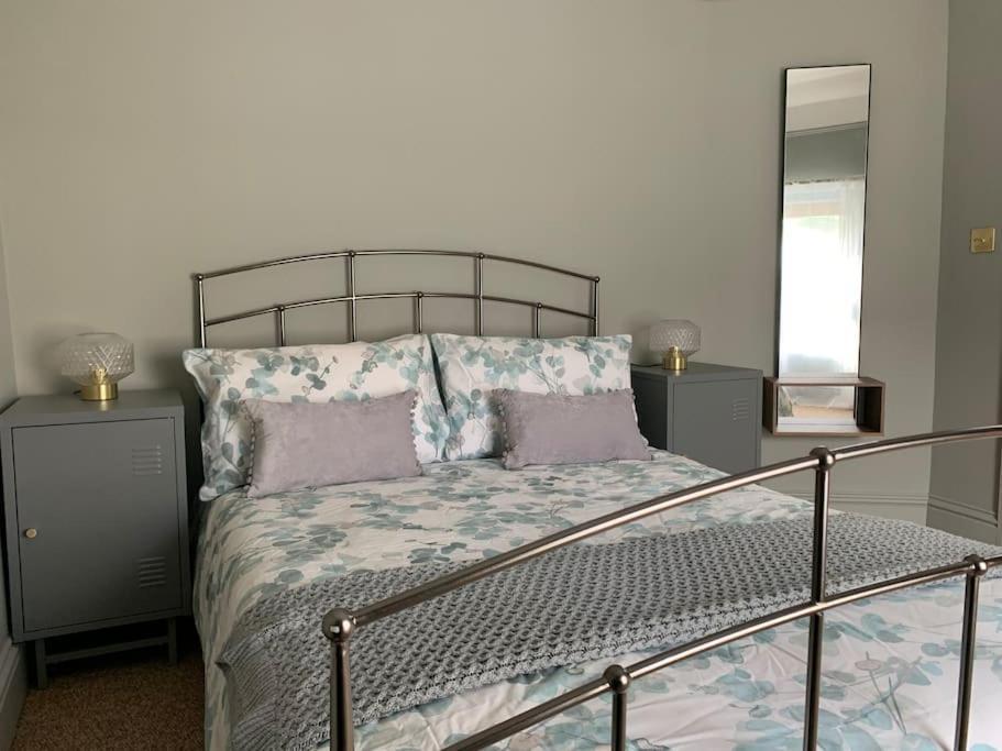 No 11, Fishguard, Ideal For Beach, Coastal Path And Town! Extérieur photo